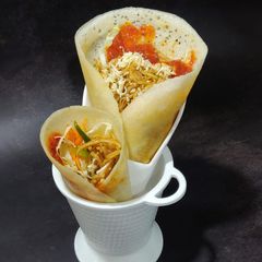 A picture of Chinese dosa frankie.