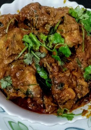 A picture of Punjabi chicken curry.
