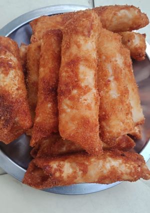 A picture of Veg Bar b q Roll.