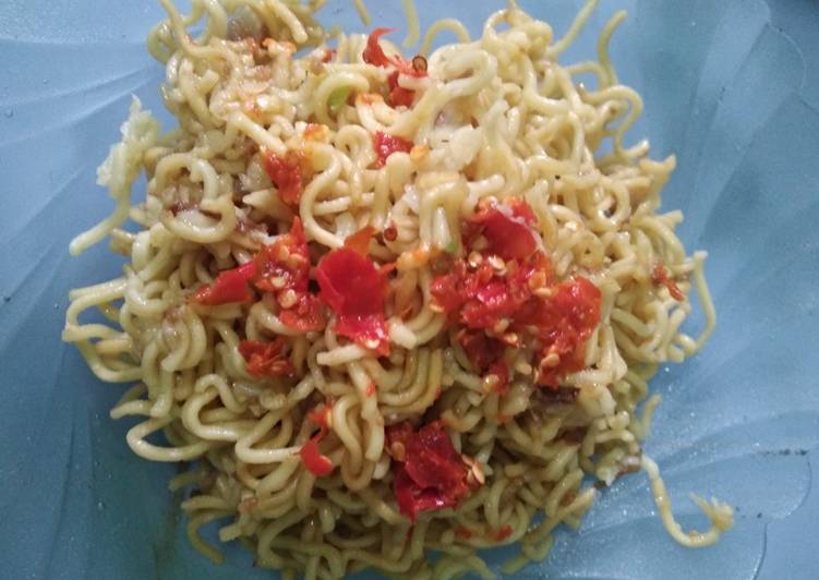 Cara Membuat Mie Goreng Sederhana Yang Enak