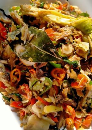 Foto resep Ikan tongkol suwir kemangi