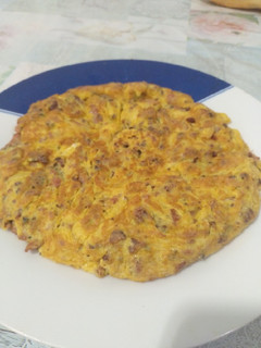 Una foto de Tortilla de carne picada