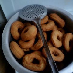 A picture of Doughnuts with rosemary and cardamom flavour.