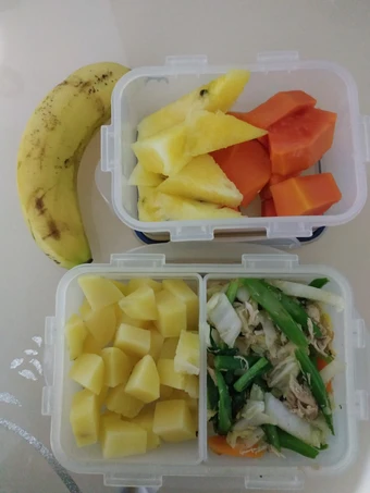 Langkah Gampang Membuat Resep Menu diet kentang dan sayur tumis yang  Bikin Ketagihan Anti Ribet, Lezat Sekali