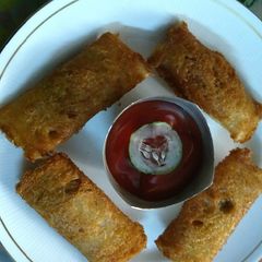 A picture of Cheesy bread roll.