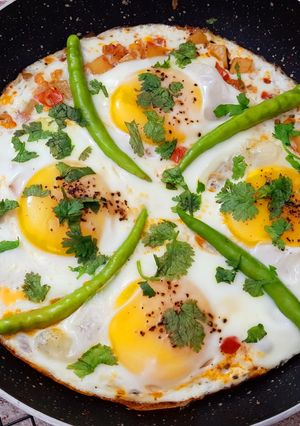 A picture of Afghani Omelette (Afghani Breakfast).