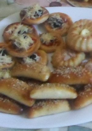 Une photo de Les salés: chaussons, minis pizzas, et muffins au thon