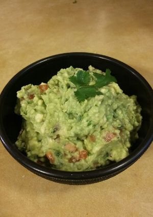 A picture of Easy Small Batch Guacamole.