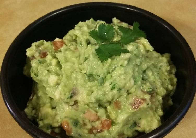 Easy Small Batch Guacamole