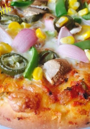A picture of Veggies Loaded Pizza.