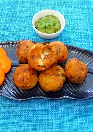 மரவள்ளிக்கிழங்கு சீஸ் பால்ஸ் செய்முறை முக்கிய புகைப்படம்