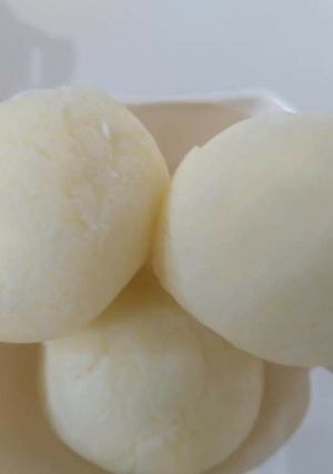 A picture of Rasgulle.
