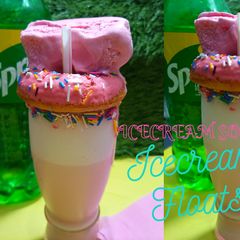 A picture of Ice cream Soda (Float).