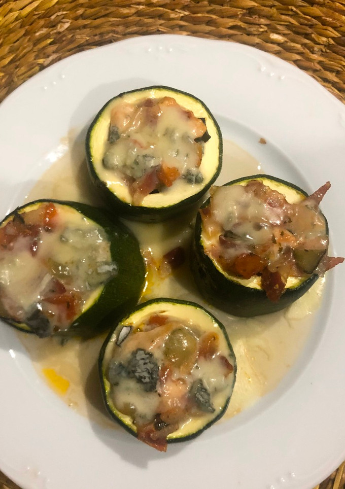 Una foto de Calabacines rellenos
