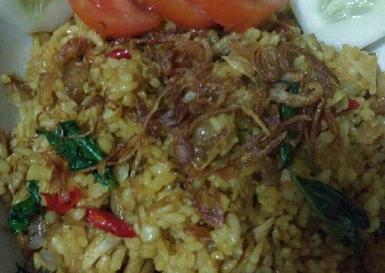 Cara Gampang Membuat Nasi Goreng Bumbu Kare Anti Gagal