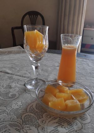 A picture of Frozen Orange Cubes.