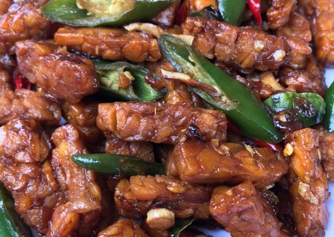 Cara Membuat Oseng Tempe Cabe Hijau Simpel