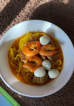 Hình của món Mì quãng.
