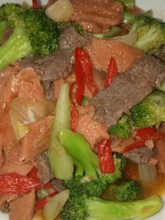 Foto resep Brokoli cah daging sapi dan sosis saus tiram