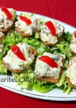 Foto principal de Bocaditos de ensaladilla. Aperitivo para Navidad
