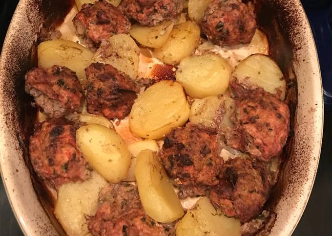 Meatballs with lemon potatoes