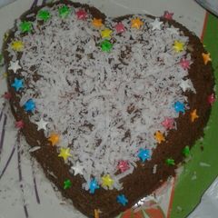 A picture of Biscuit chocolate cake.