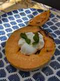 Melon grillé au barbecue, mozzarella buffala et menthe fraîche