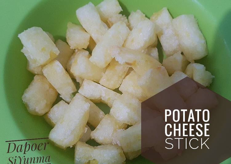 Langkah Mudah untuk Menyiapkan Potato Cheese stick (snack 15M) Anti Gagal