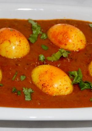 A picture of Egg Curry.