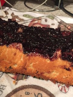 Una foto de Budín con mermelada de moras silvestres