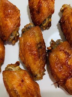 รูปของ ปีกไก่ทอดน้ำปลา หม้อทอดไร้น้ำมัน (สูตรหนังกรอบ)