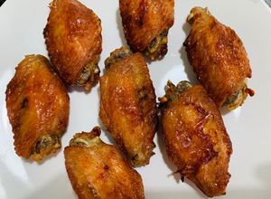 รูปของ ปีกไก่ทอดน้ำปลา หม้อทอดไร้น้ำมัน (สูตรหนังกรอบ)