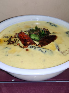 கேரளா வெண்டைக்காய் புளிசேரி / kerala Vendakai pulissery recipe in Tamil) செய்முறை முக்கிய புகைப்படம்