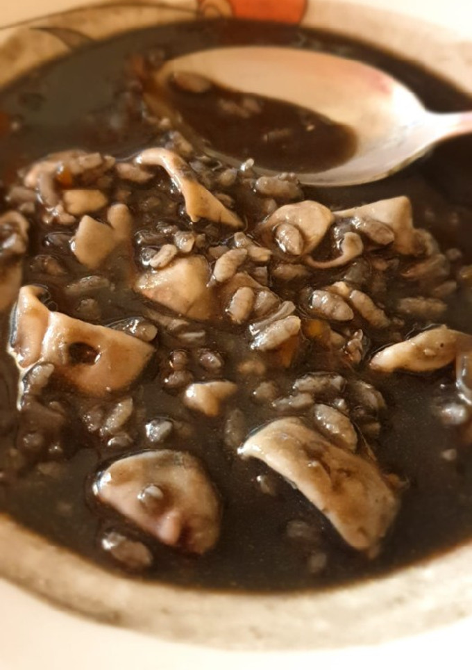 Una foto de Arroz negro cremoso con calamares en Thermomix 6