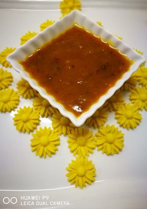 A picture of Mango chilli sauce.