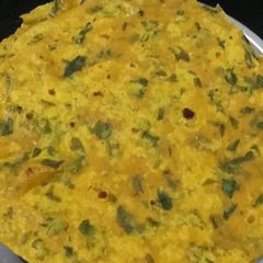 A picture of Methi paratha.