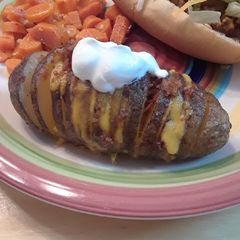 A picture of Cheesy Hasselback Potatoes.