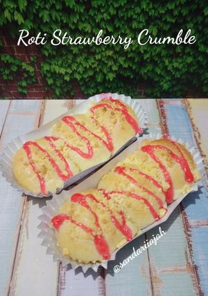 Foto resep Roti Strawberry Crumble
