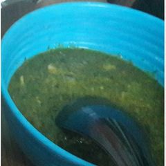 A picture of Bazar jaise green chutney.
