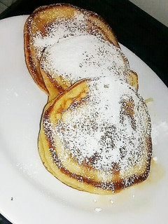 A picture of American Pancakes#Authorsmarathon #.