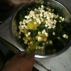 Una foto de Ensalada citrica de espinacas