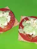Galles de arroz con queso al pesto y tomate