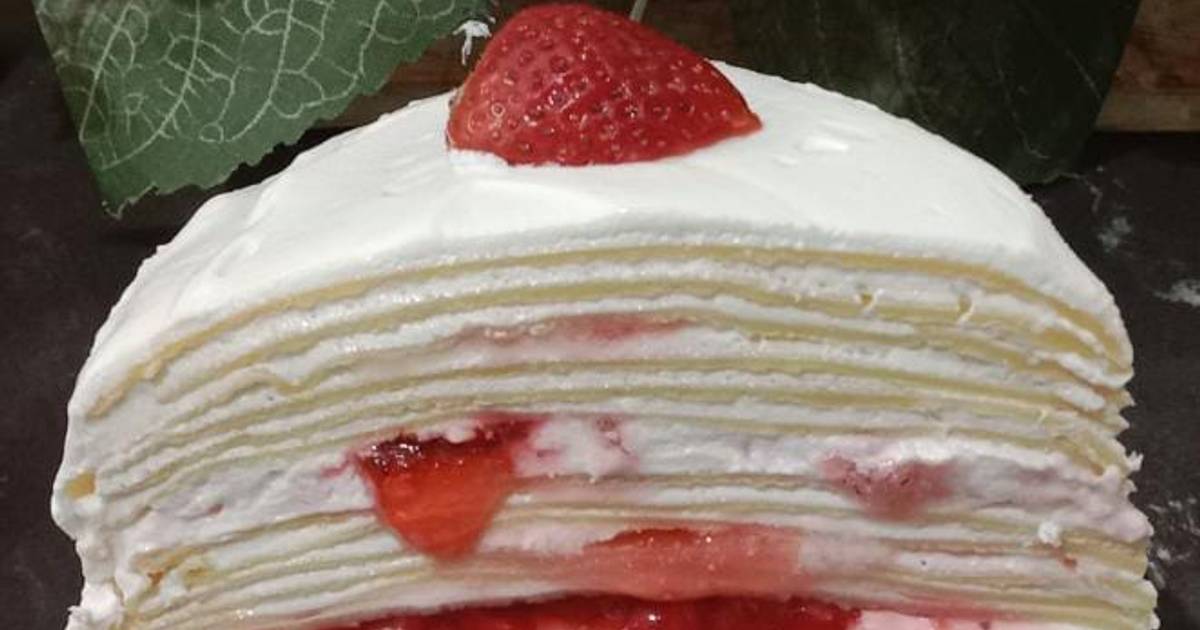 Resep Mille Crepes strowberry oleh Mama faiz Amira Cookpad