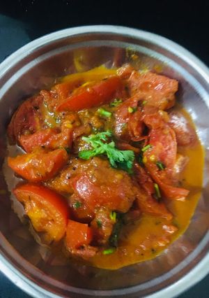 ટામેટા નુ શાક (Tomato Shak Recipe In Gujarati) રેસીપી મુખ્ય ફોટો