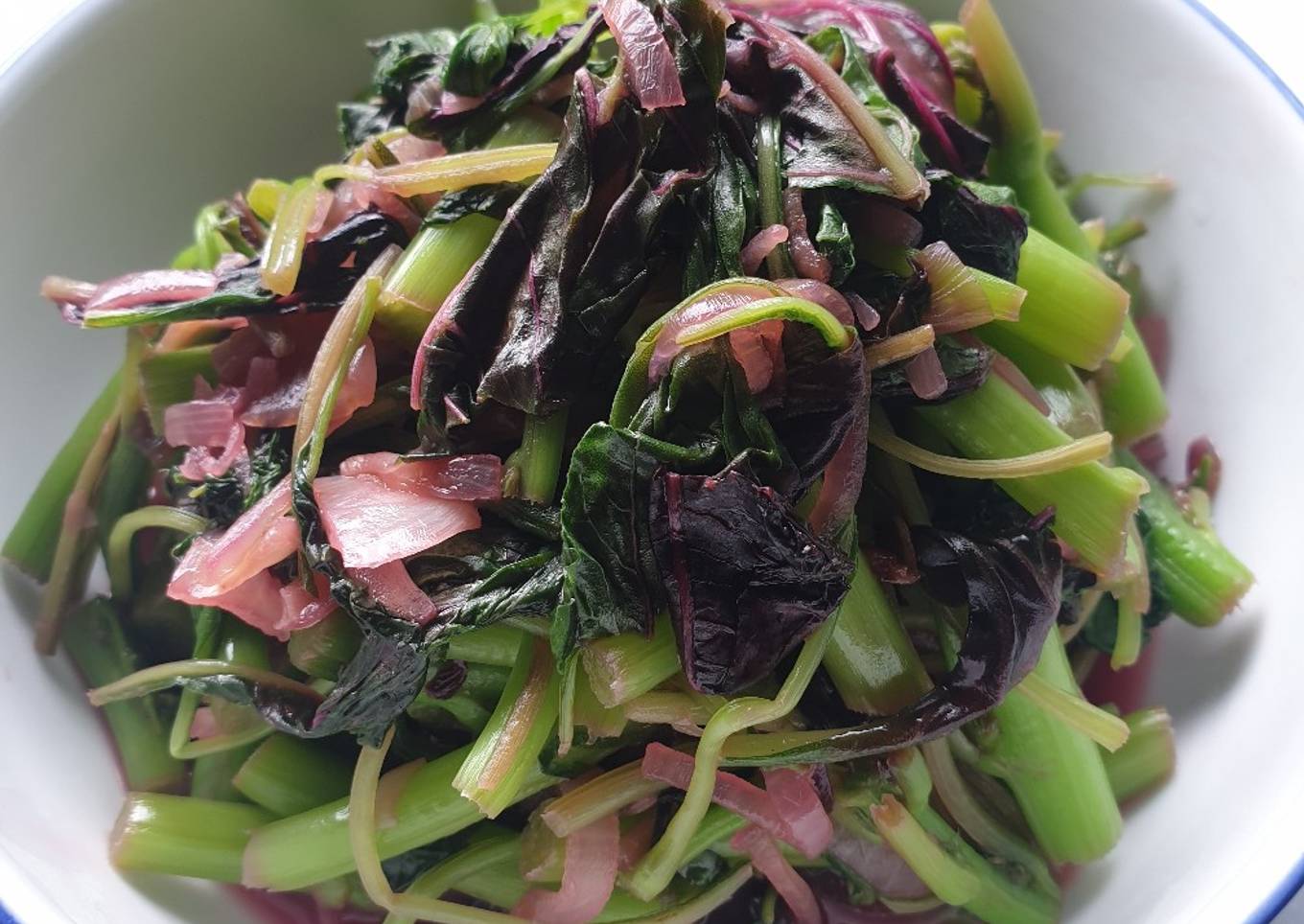 Stirfry pinky amaranth leaves