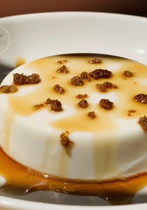 Hình của món Coconut Panna Cotta.