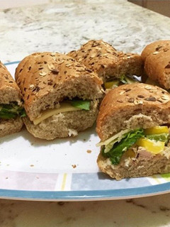 صورة لوصفة خبز فرنسى مع دجاج مشوي