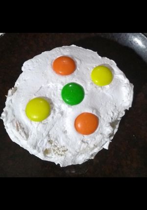 વેનીલા ચોકલેટ પેસ્ટ્રી (Vanilla Chocolate Pastry Recipe In Gujarati) રેસીપી મુખ્ય ફોટો
