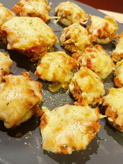 Una foto de Champiñones gratinados rellenos