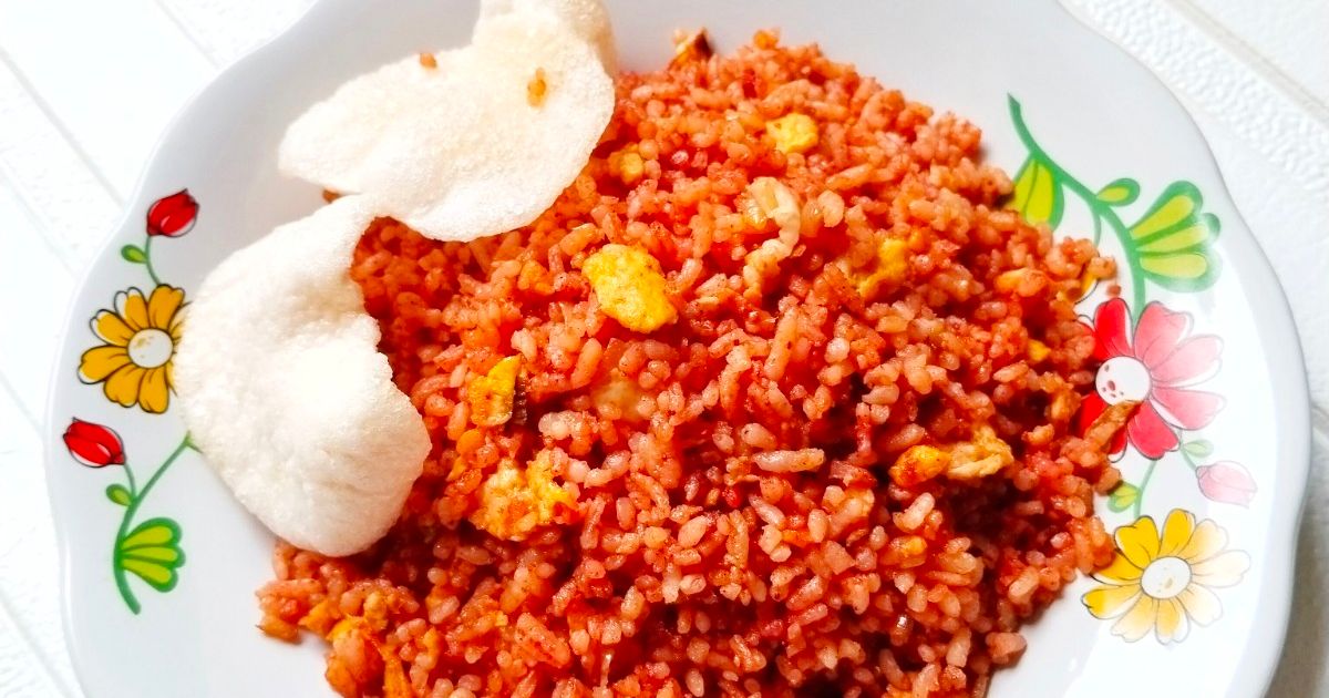 Nasi Goreng Merah Pakai Angkak